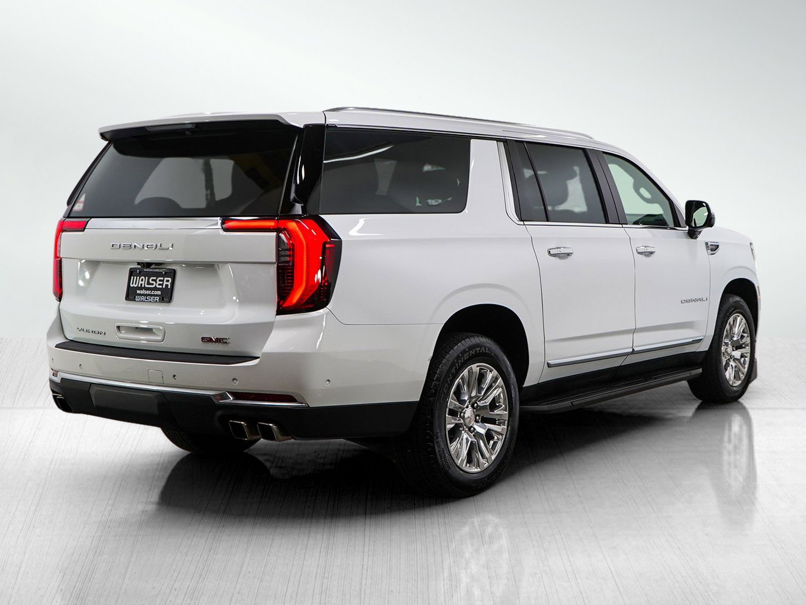 Used 2025 GMC Yukon XL Denali image 5