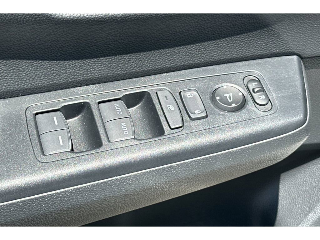 Certified 2025 Honda CR-V Sport image 12