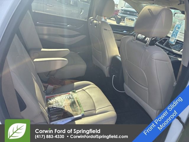 Used 2020 Buick Enclave Premium w/ Sun and Sites Package image 10