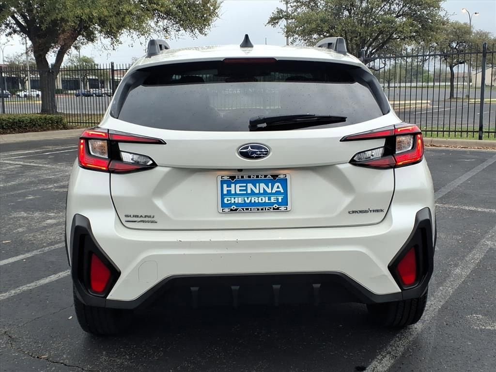 Used 2024 Subaru Crosstrek 2.0i Premium AWD/4WD image 15