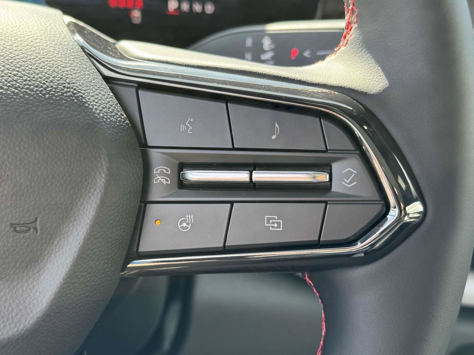 New 2025 Chevrolet Silverado EV RST image 9