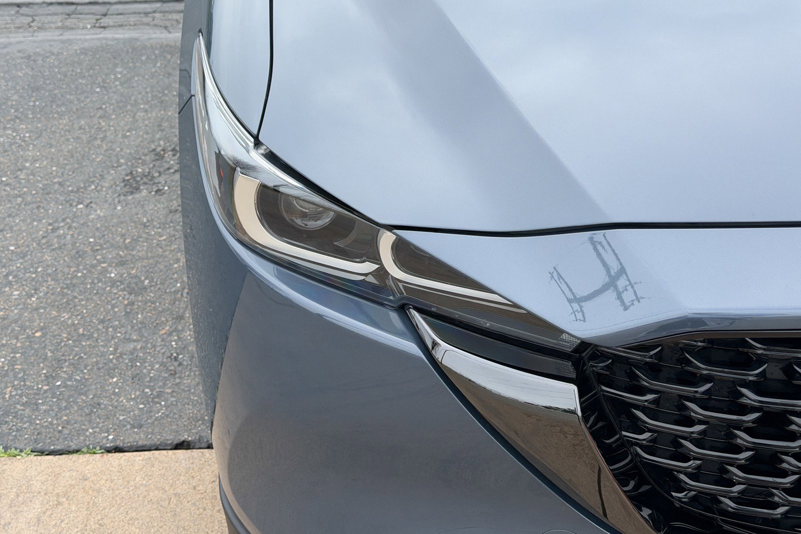 Certified 2023 MAZDA CX-5 Carbon Edition image 4