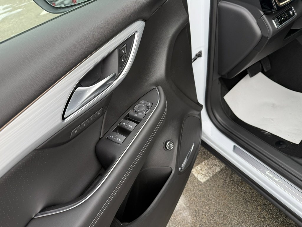 New 2026 Buick Envision Avenir image 13