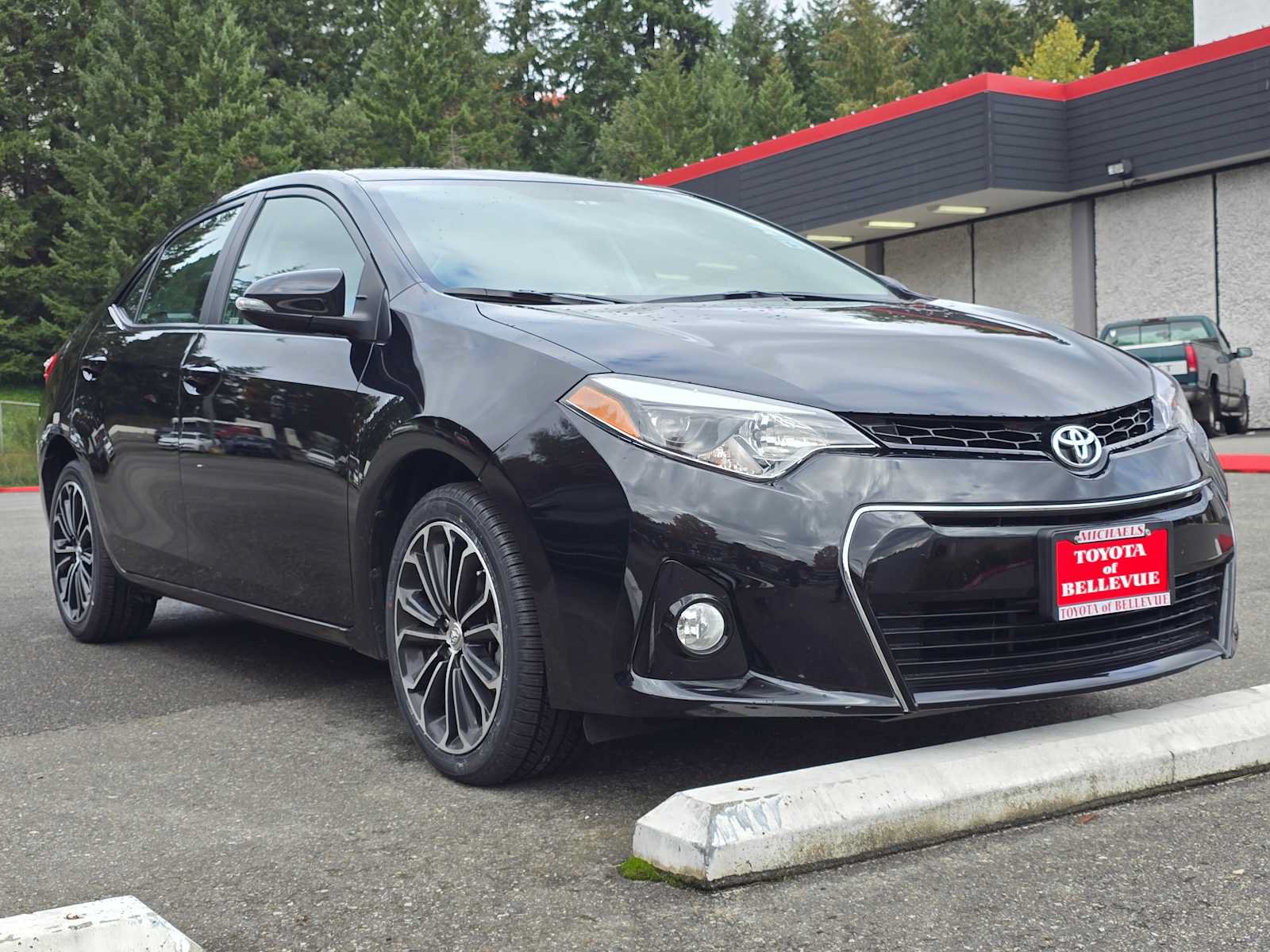 Used 2016 Toyota Corolla S FWD image 2