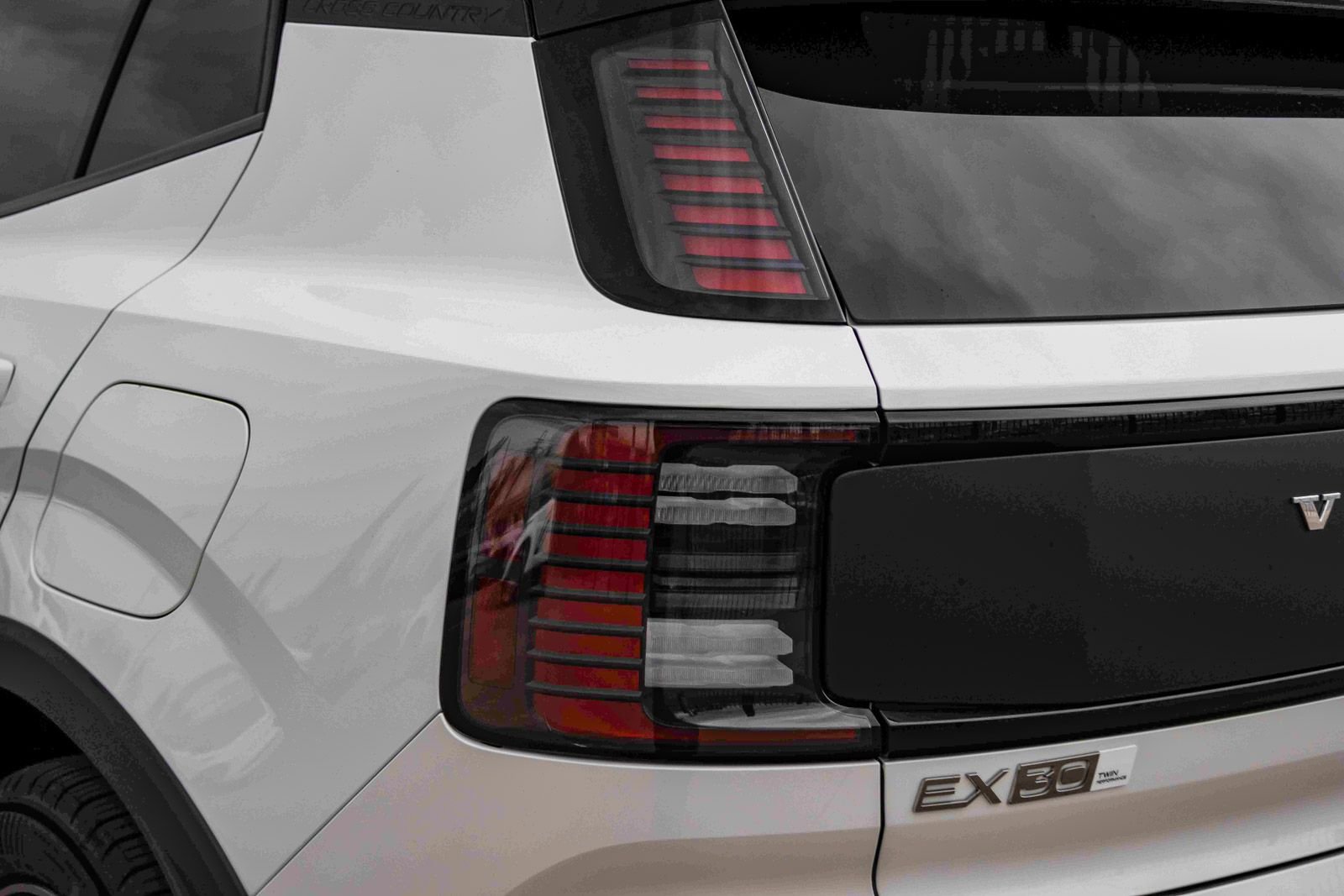 New 2026 Volvo EX30 Cross Country Ultra w/ Protection Package Premier image 11