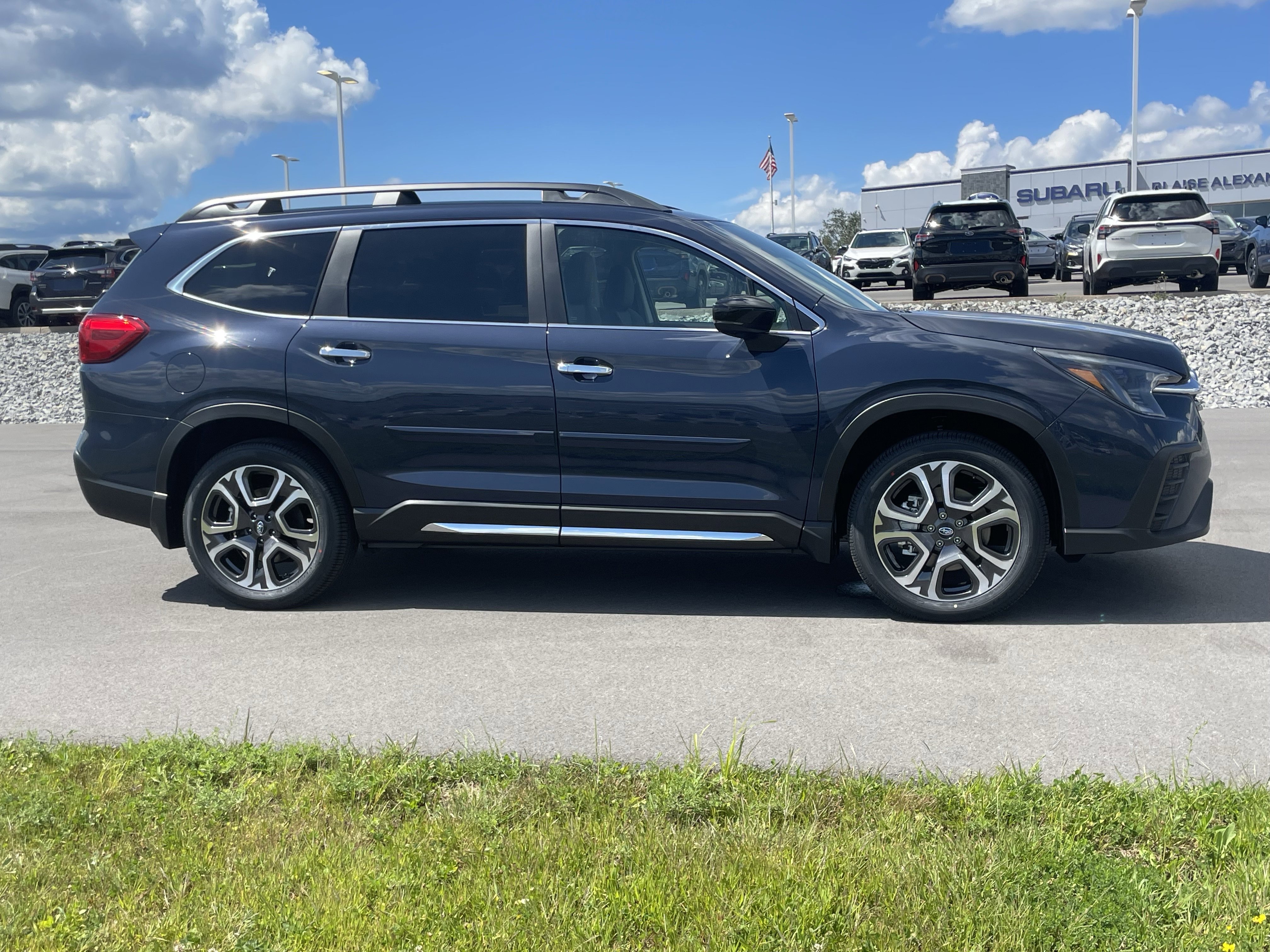 New 2025 Subaru Ascent Touring image 2