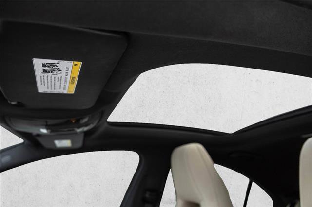 Used 2018 Mercedes-Benz CLA 250 4MATIC image 11