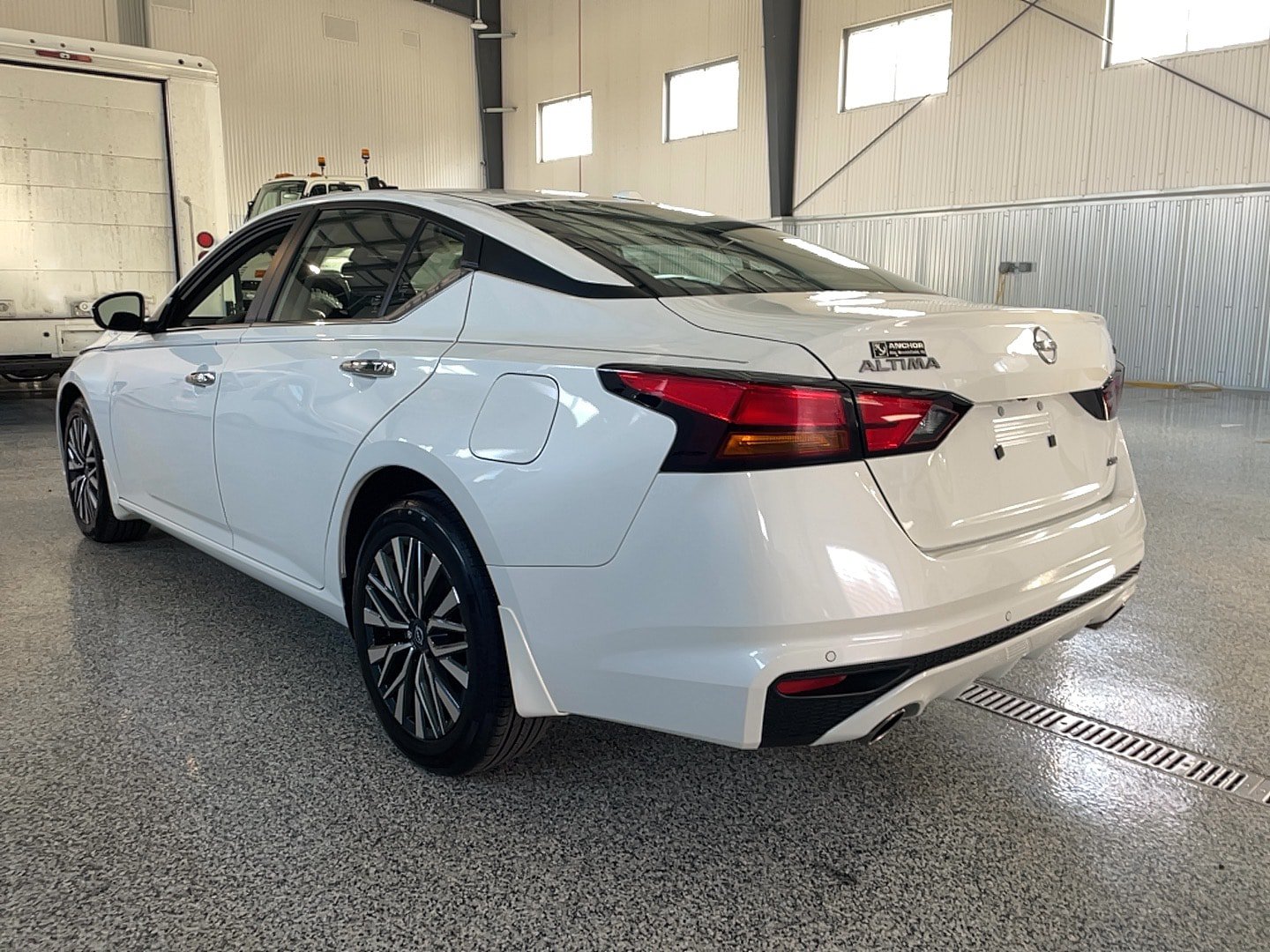 Used 2024 Nissan Altima 2.5 SV w/ SV Premium Package AWD/4WD image 22