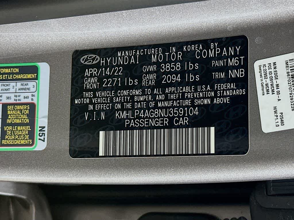 Used 2022 Hyundai Elantra Limited FWD image 22