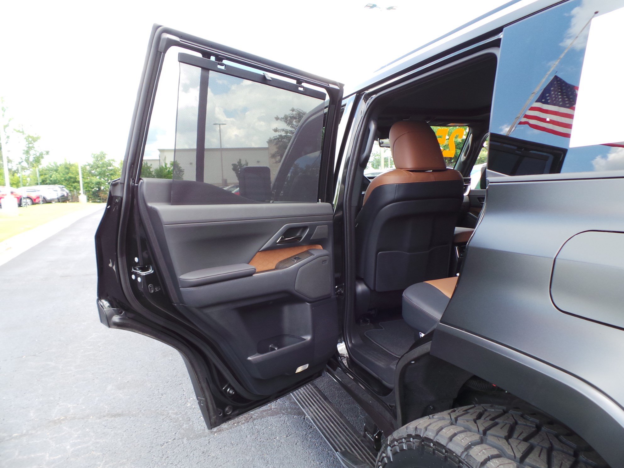 Used 2025 Lexus GX 550 w/ Cold Area Package AWD/4WD image 41