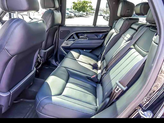 Used 2023 Land Rover Range Rover SE AWD/4WD image 15