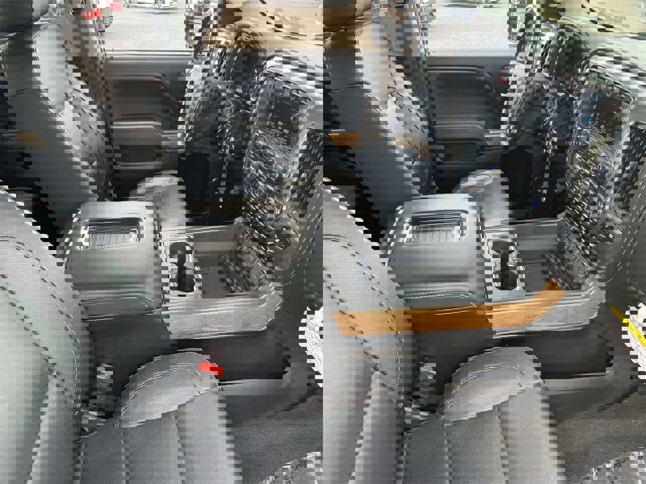 Used 2018 Chevrolet Silverado 2500 LTZ w/ Duramax Plus Package image 11