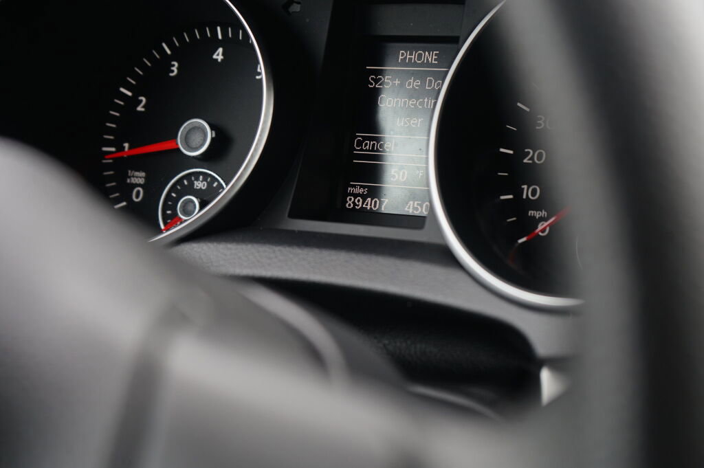 Used 2012 Volkswagen Golf 2-Door image 16