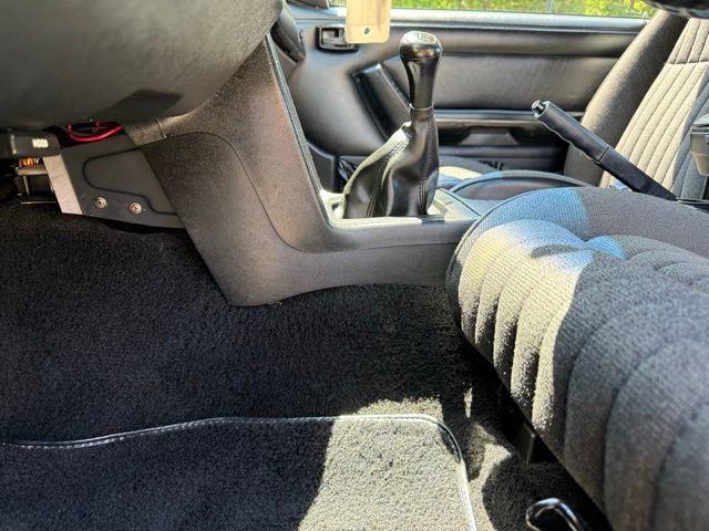 Used 1991 Ford Mustang LX RWD image 28