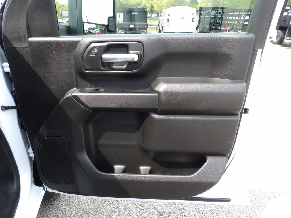 Used 2026 Chevrolet Silverado 3500 W/T AWD/4WD image 38