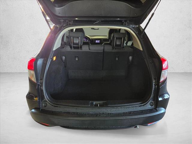 Used 2021 Honda HR-V LX image 17
