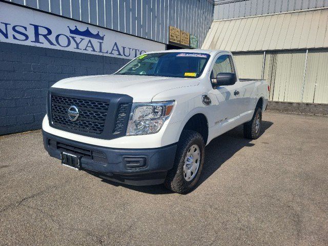 Used 2018 Nissan Titan S w/ HD Front GAWR Package AWD/4WD image 2