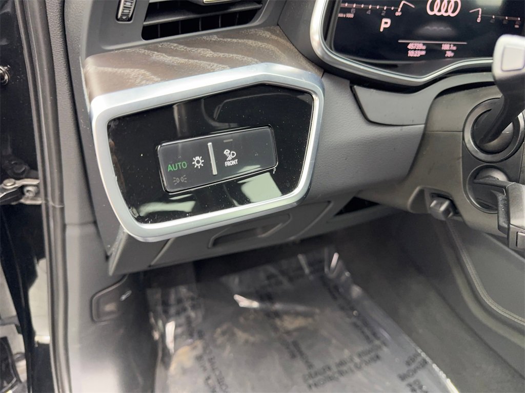 Used 2022 Audi A6 Premium Plus w/ Premium Plus Package image 56
