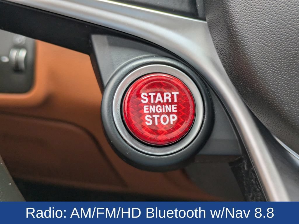 Used 2019 Alfa Romeo Giulia AWD image 28