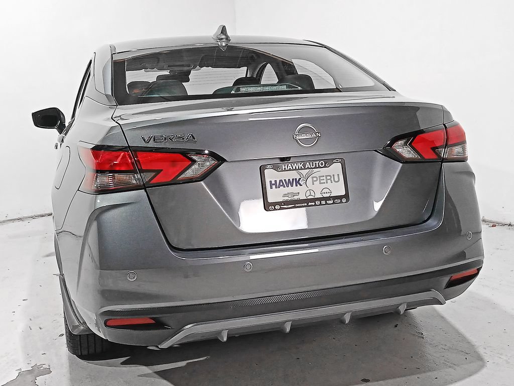 Used 2025 Nissan Versa SV w/ Trunk Package FWD image 5