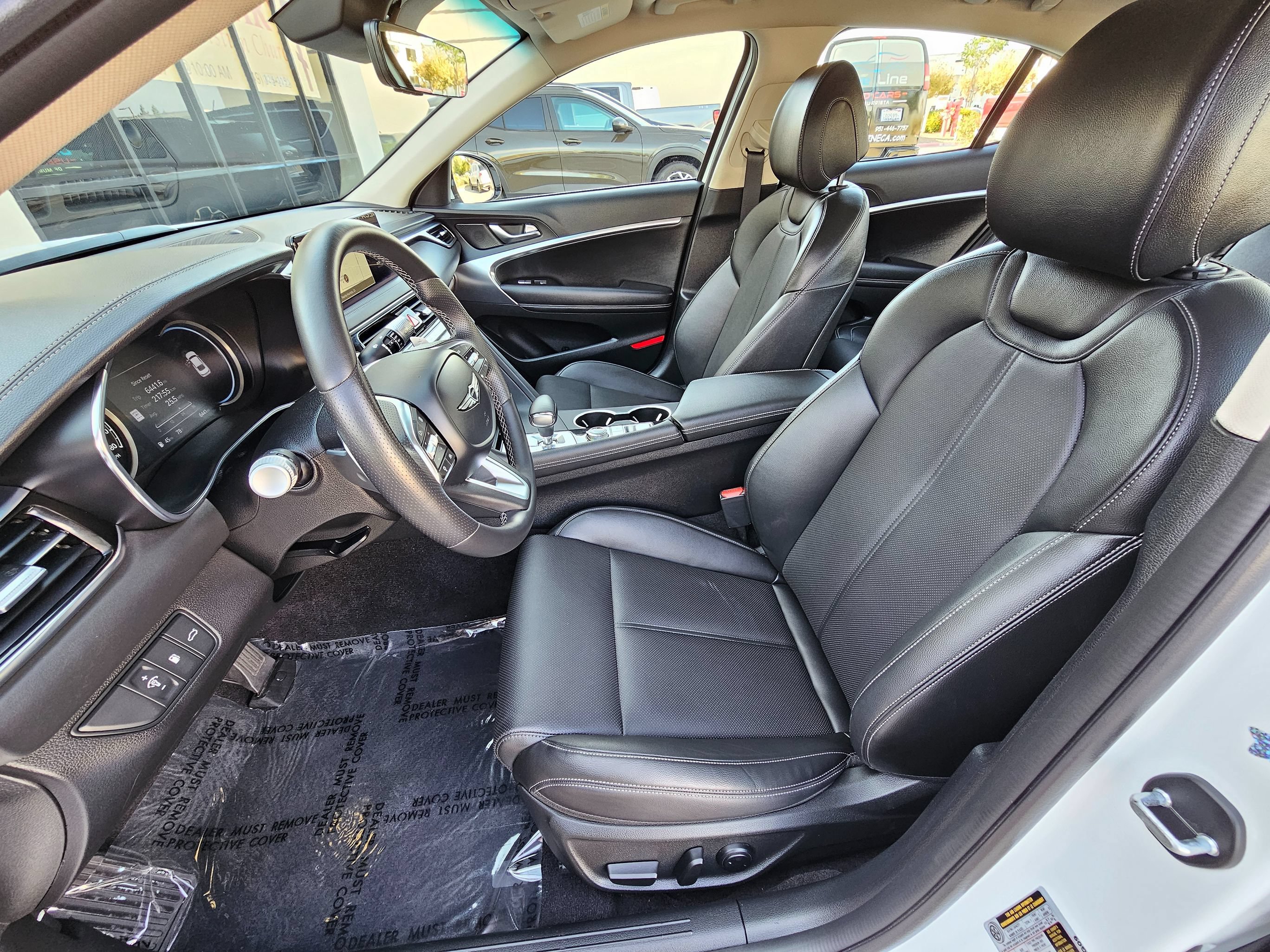 Used 2025 Genesis G70 2.5T RWD image 17