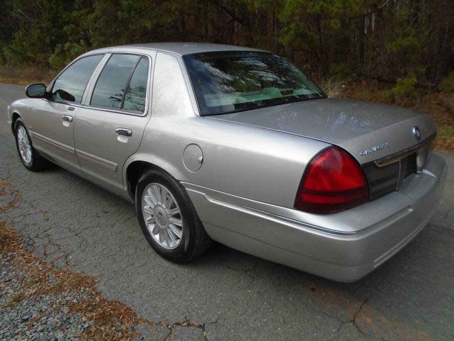 Used 2010 Mercury Grand Marquis LS image 7