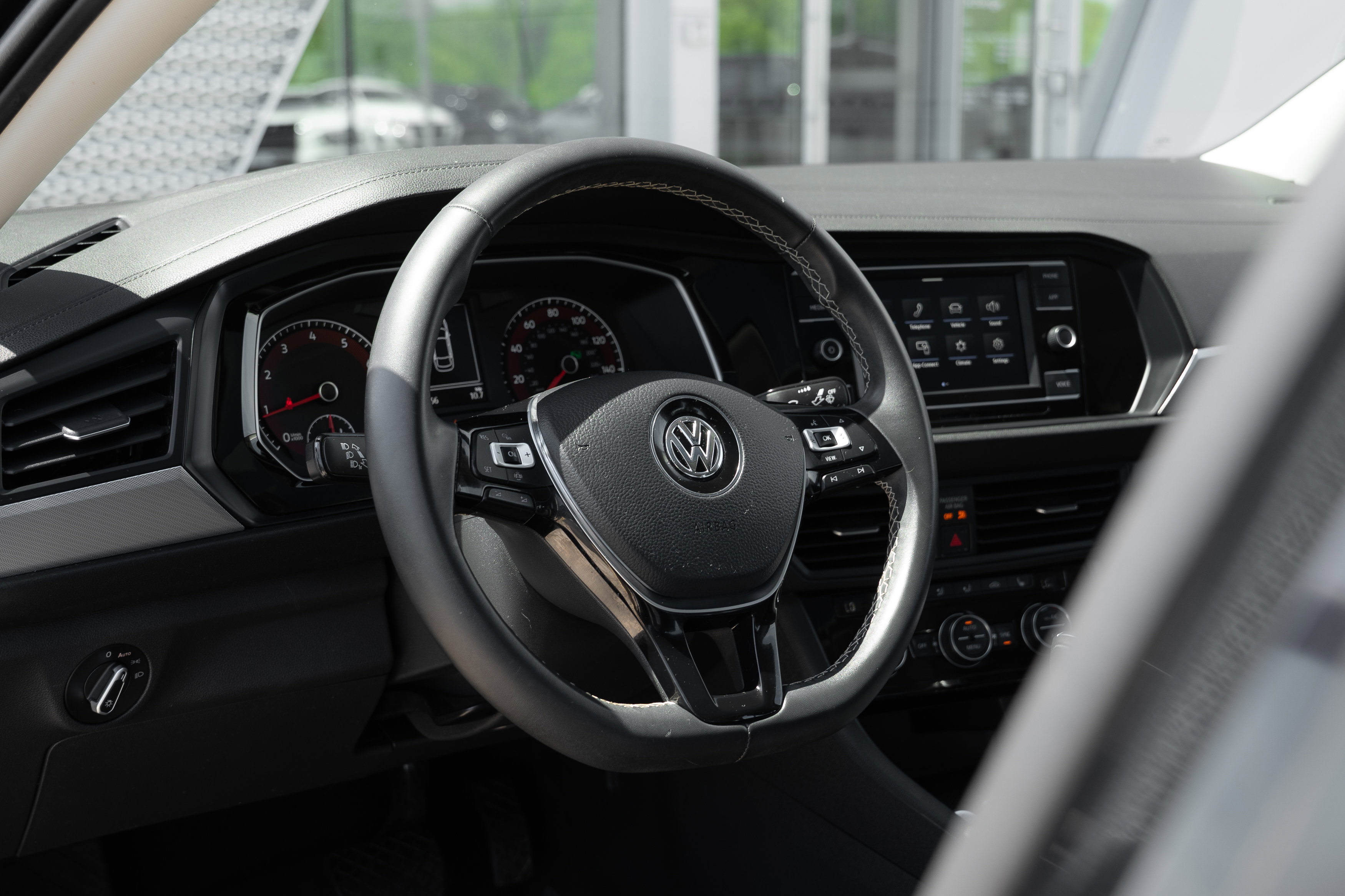 Used 2021 Volkswagen Jetta SE FWD image 10