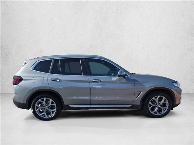 Used 2023 BMW X3 xDrive30i w/ Premium Package AWD/4WD image 4