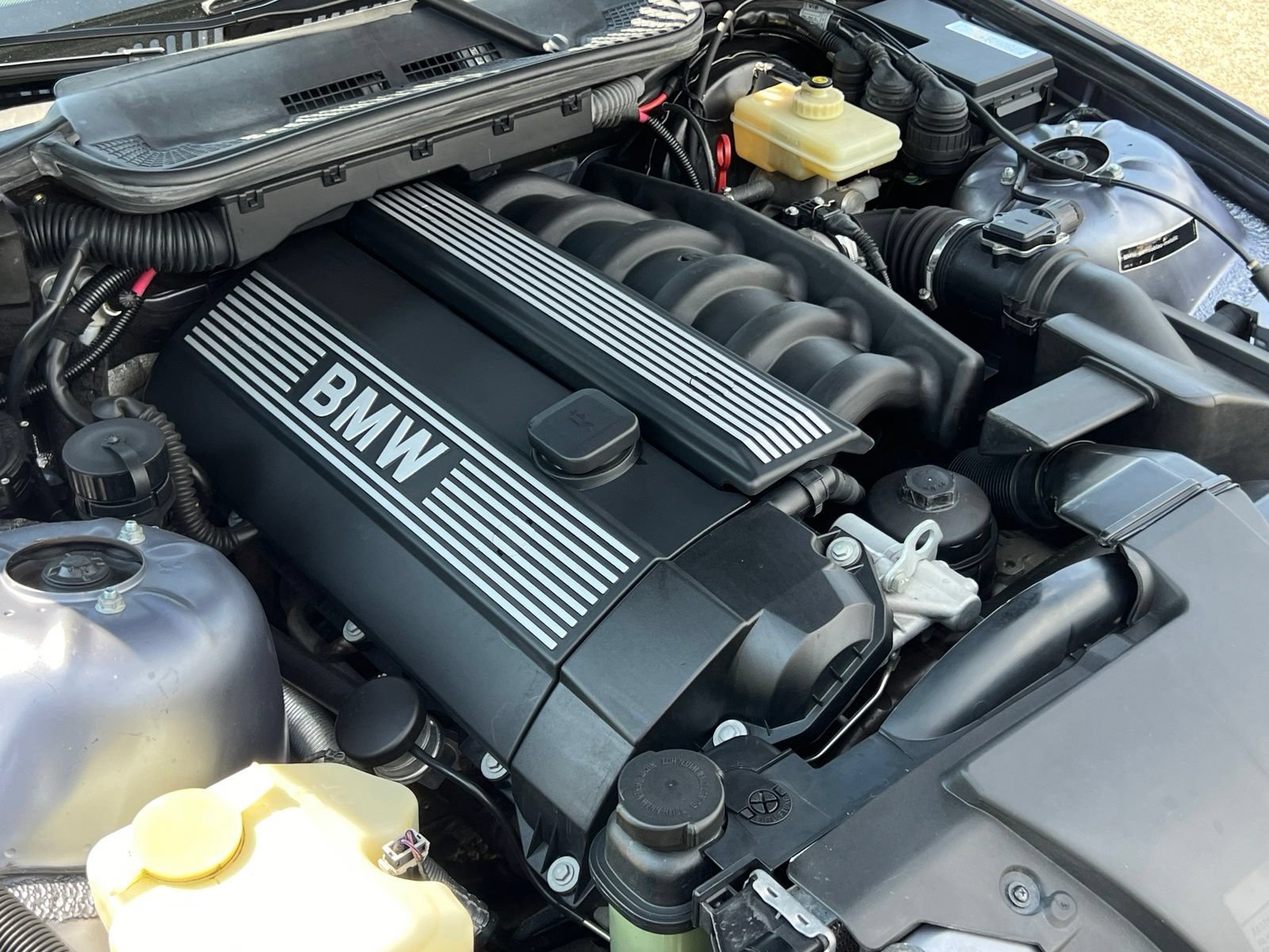 Used 1996 BMW 328i Convertible RWD image 38