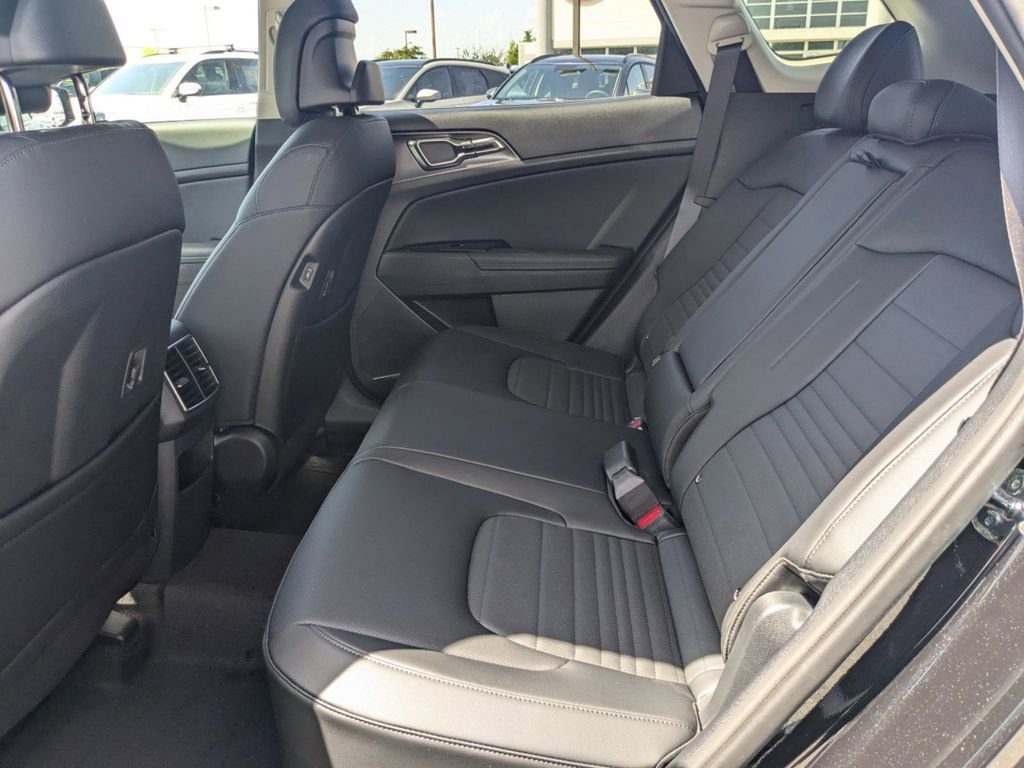 Used 2024 Kia Sportage SX Prestige image 14