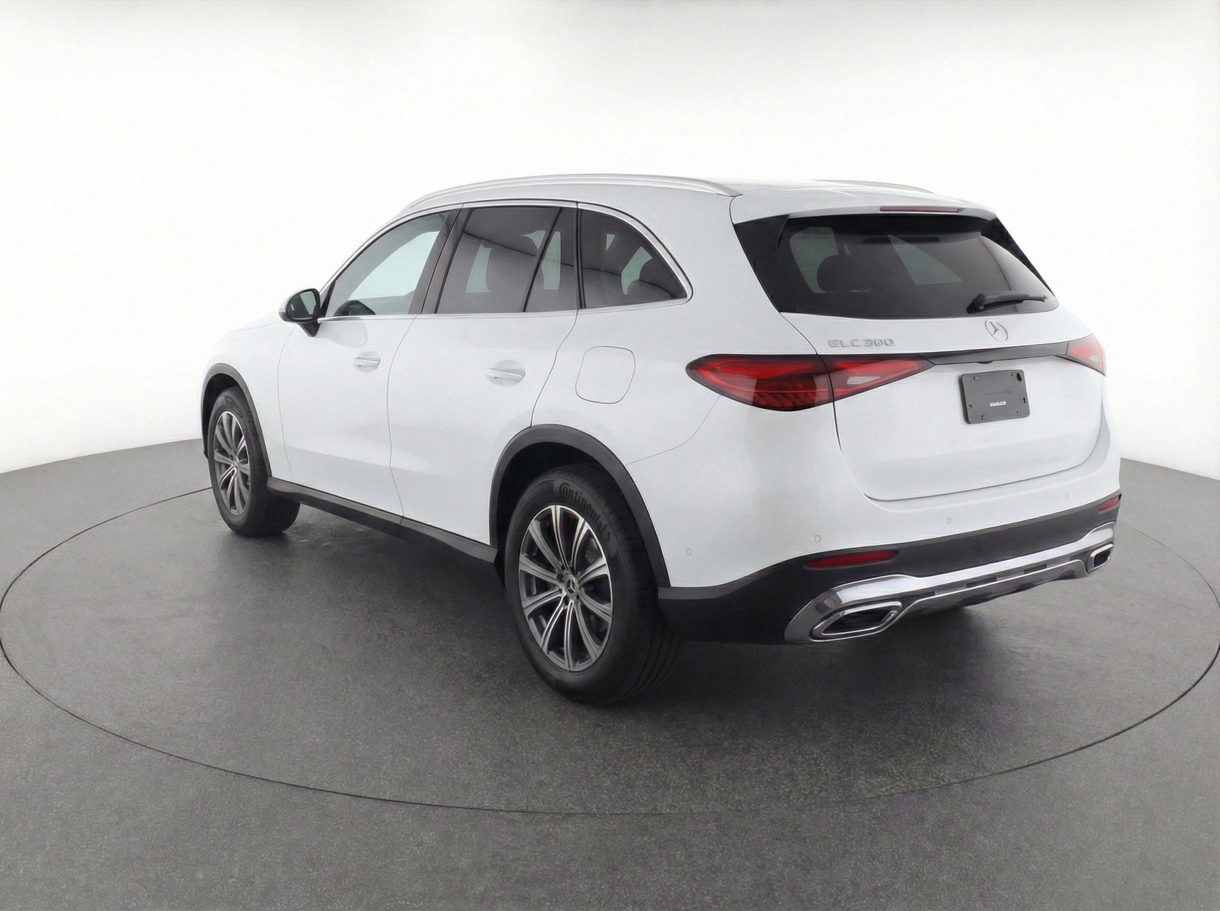 Used 2024 Mercedes-Benz GLC 300 image 6