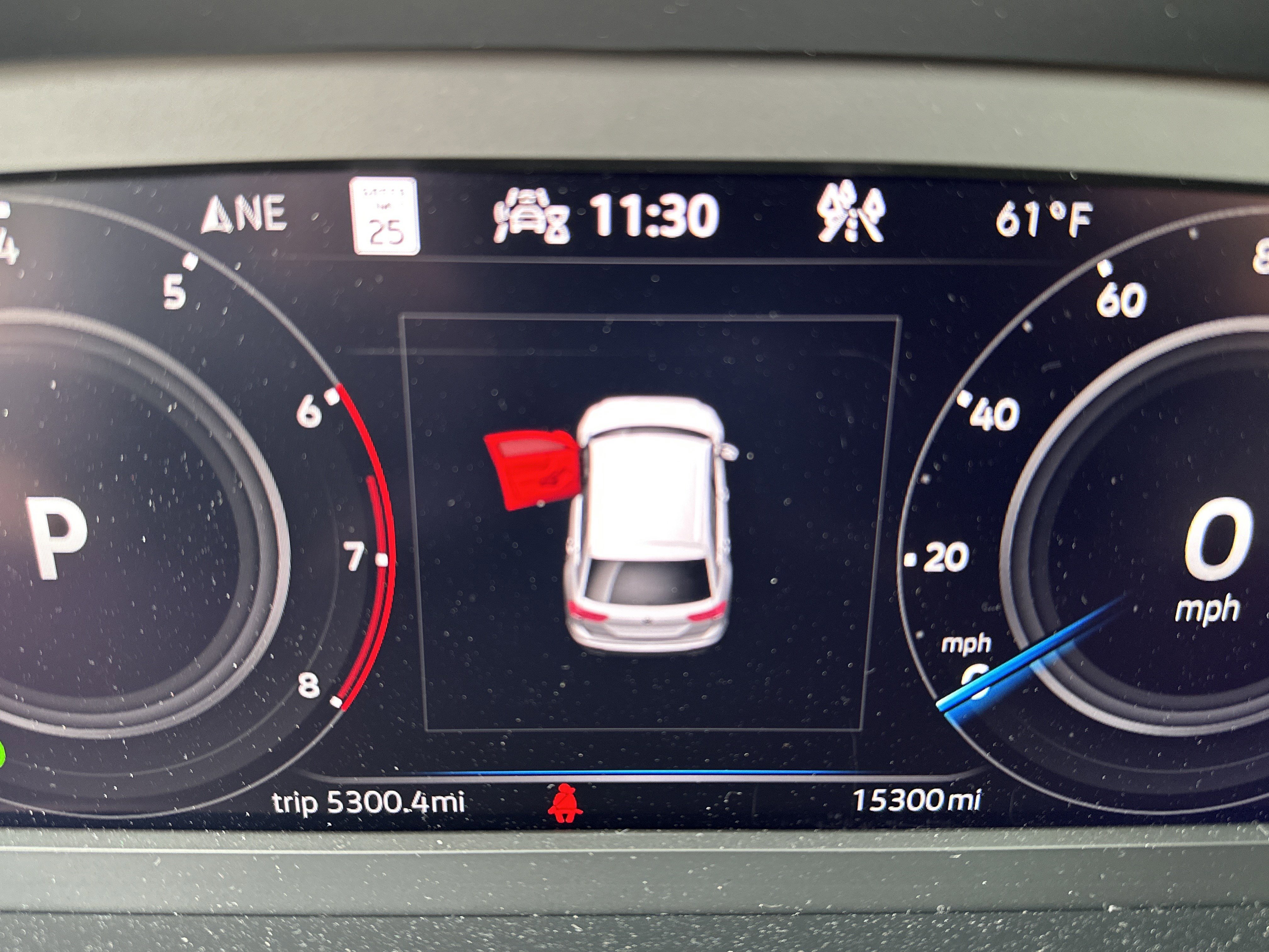 Used 2023 Volkswagen Tiguan SEL R-Line AWD/4WD image 11