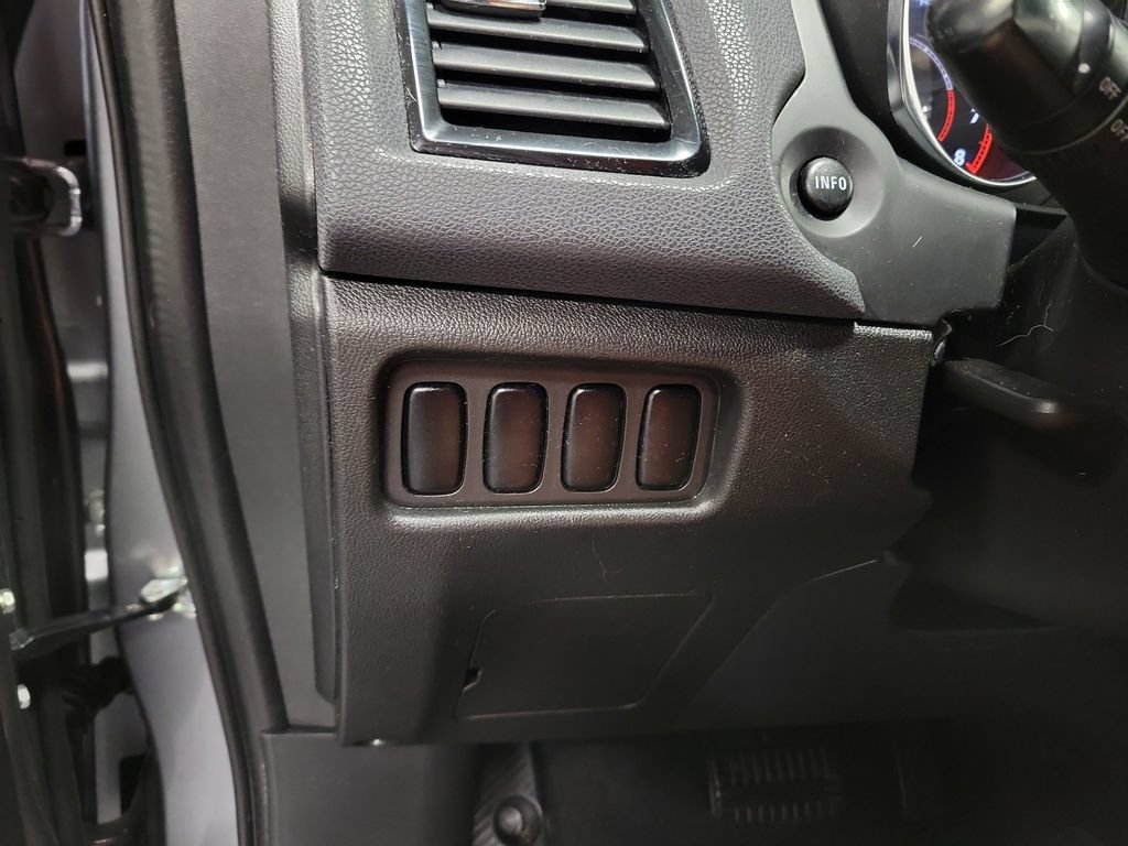 Used 2020 Mitsubishi Outlander Sport ES FWD image 22