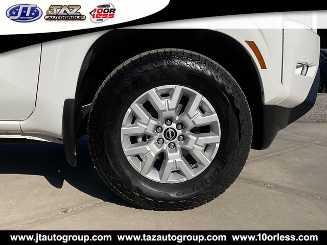 Used 2022 Nissan Frontier SV RWD image 9