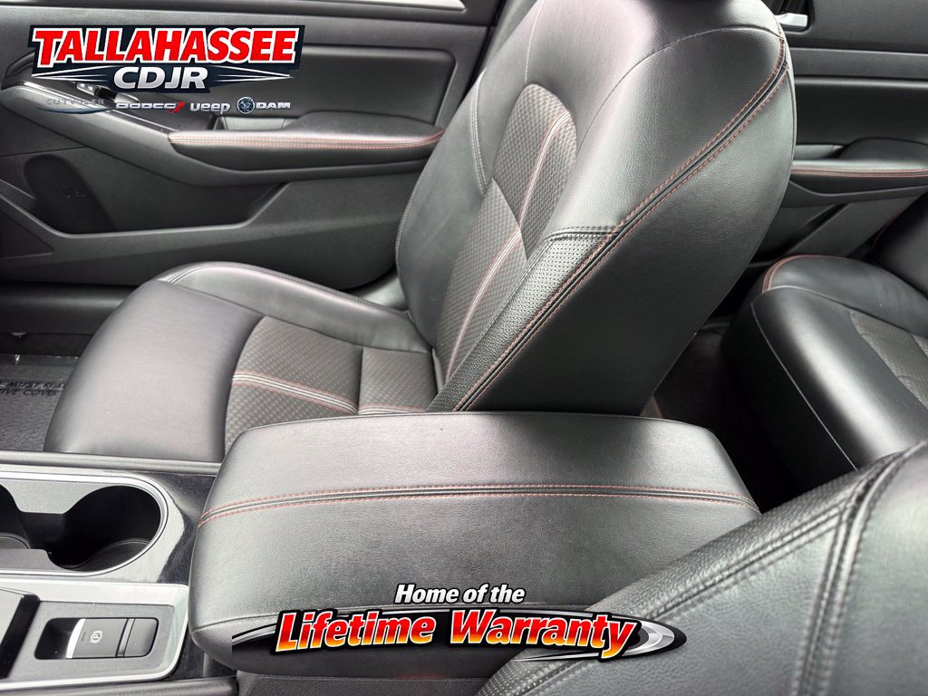Used 2024 Nissan Altima 2.5 SR AWD/4WD image 28