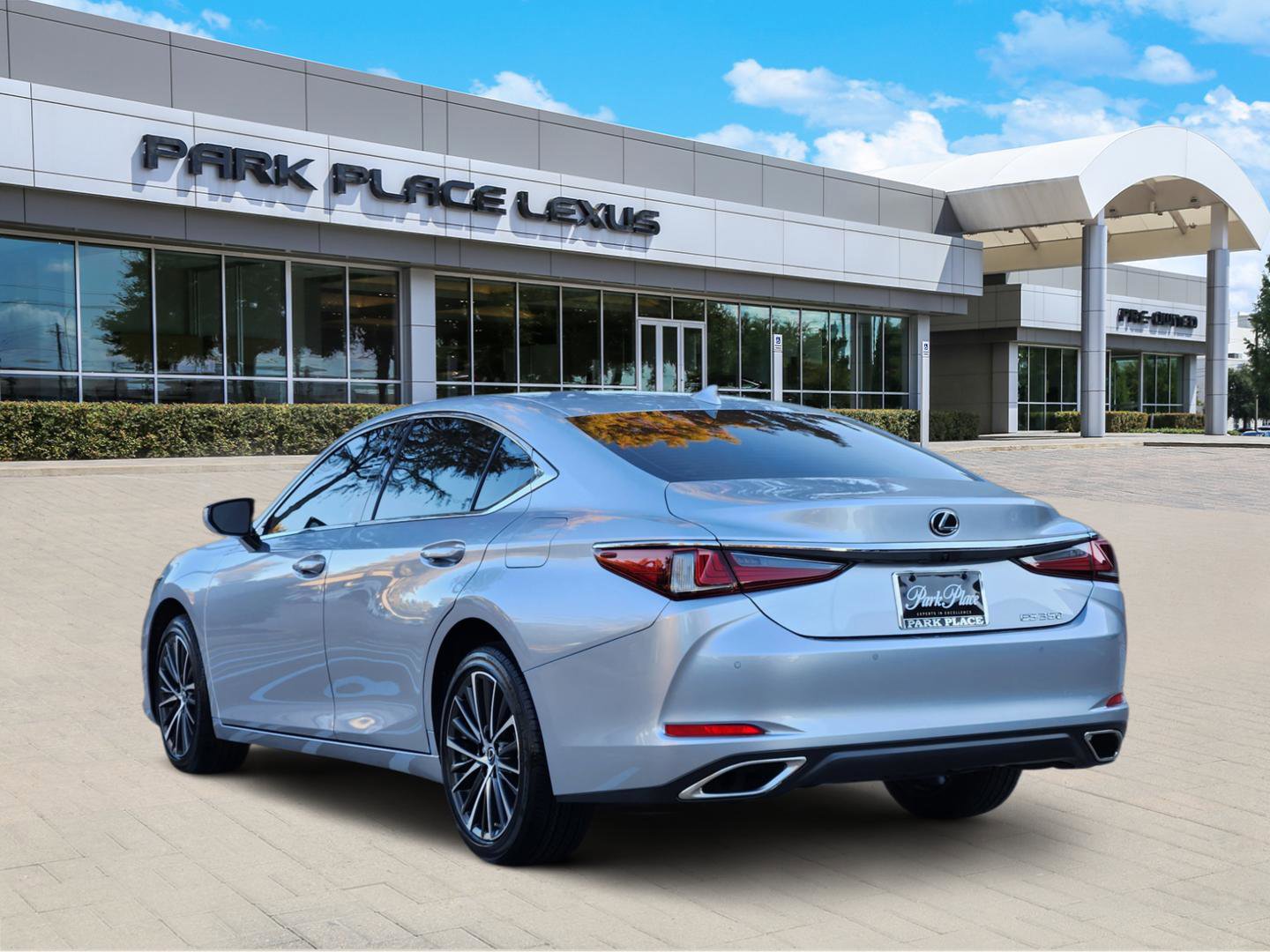 New 2025 Lexus ES 350 w/ Premium Package image 4