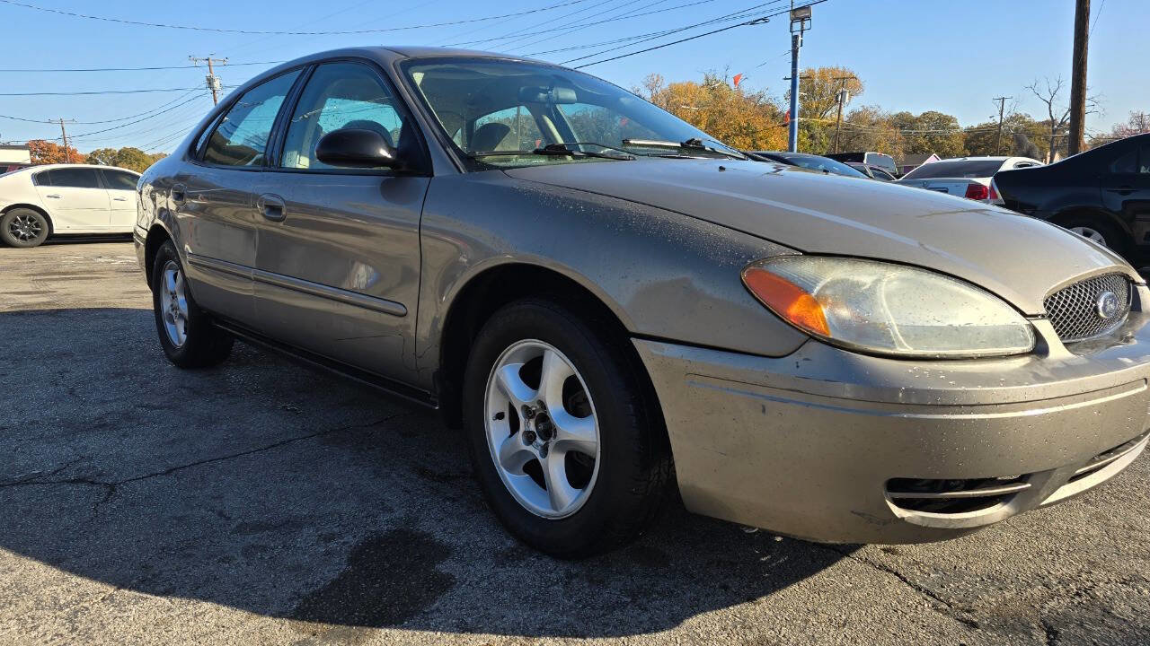 Used 2007 Ford Taurus SE image 5