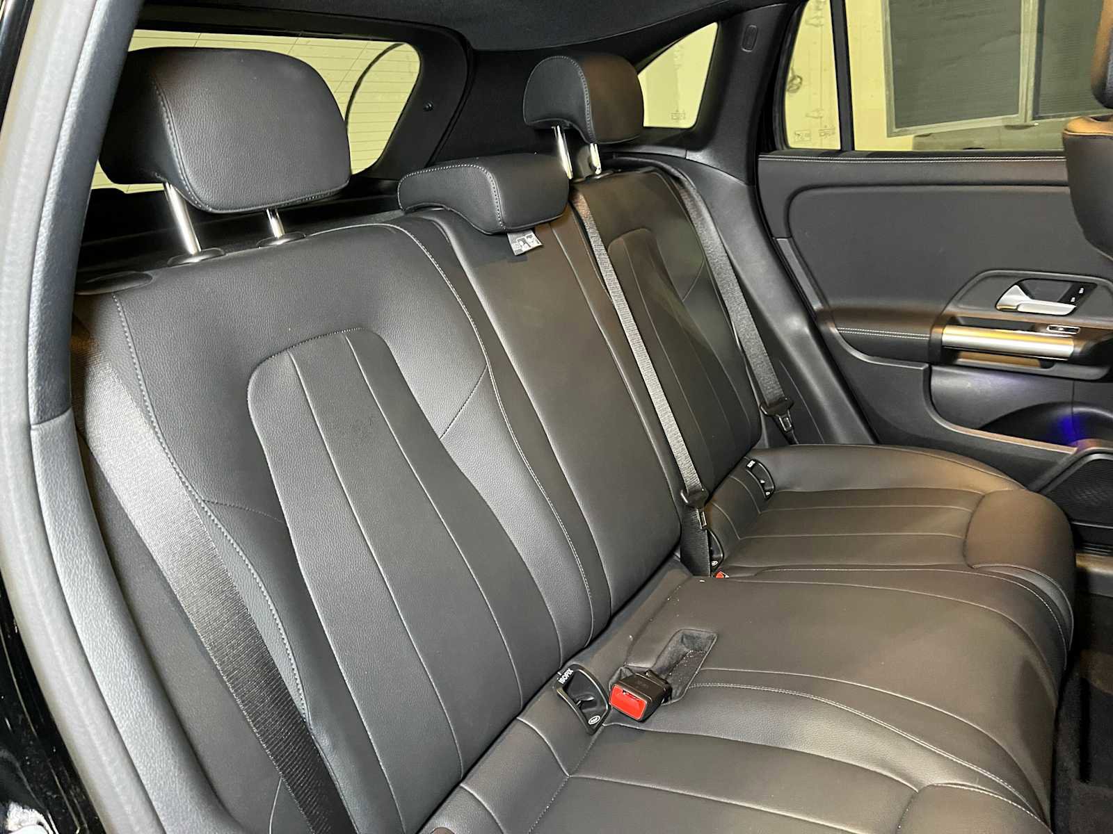 Used 2025 Mercedes-Benz GLA 250 4MATIC image 13