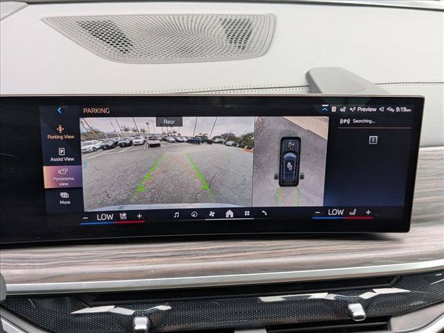 Used 2024 BMW X7 xDrive40i w/ Parking Assistance Package AWD/4WD image 14