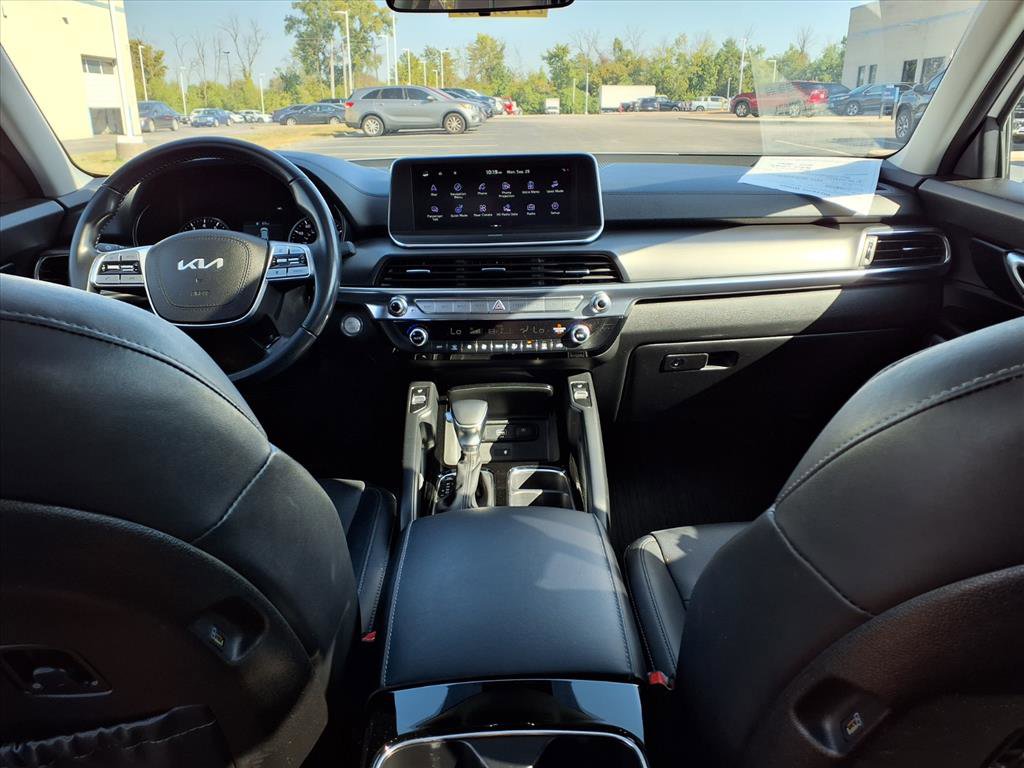 Used 2022 Kia Telluride S image 8