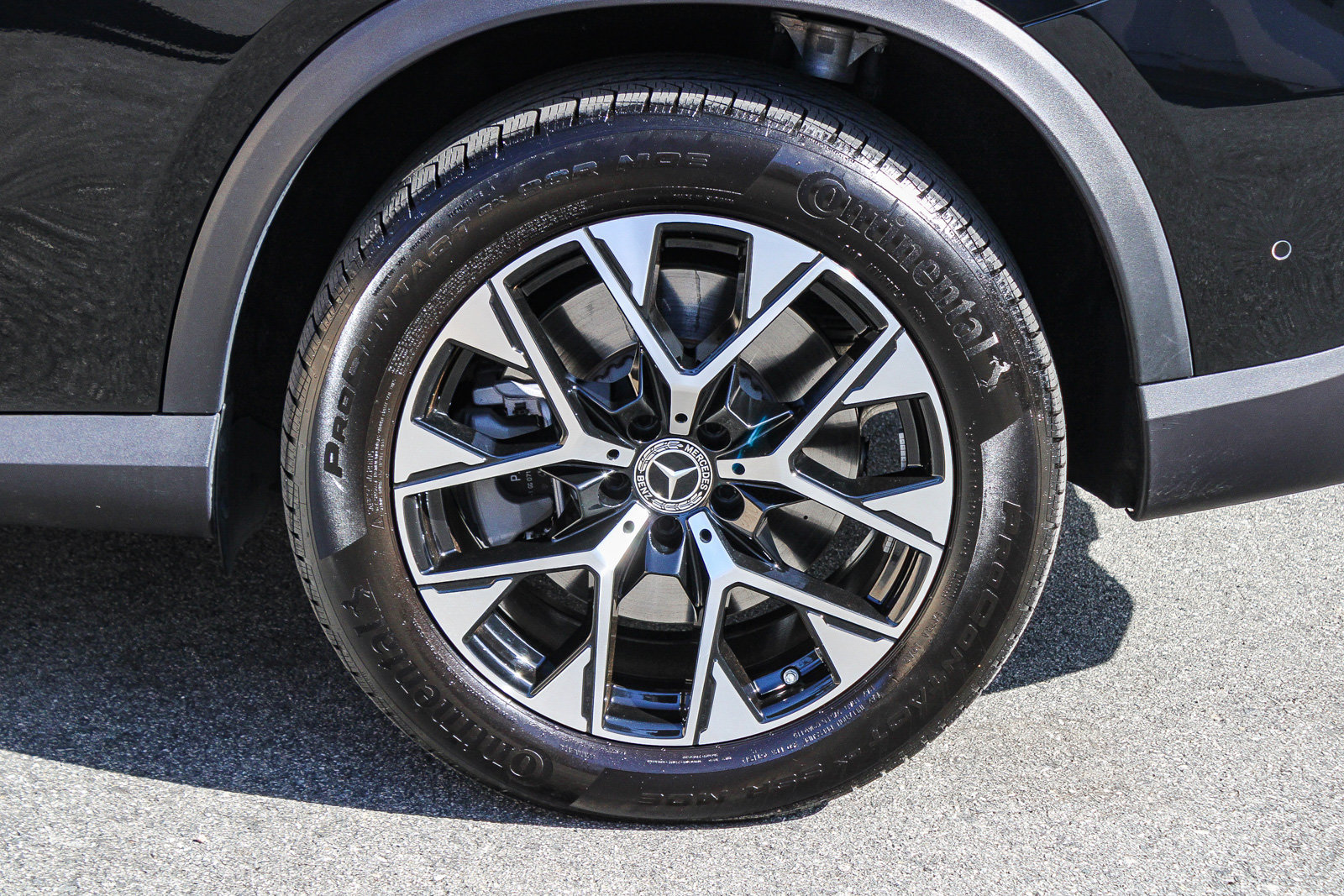 Certified 2025 Mercedes-Benz GLC 350e 4MATIC image 10