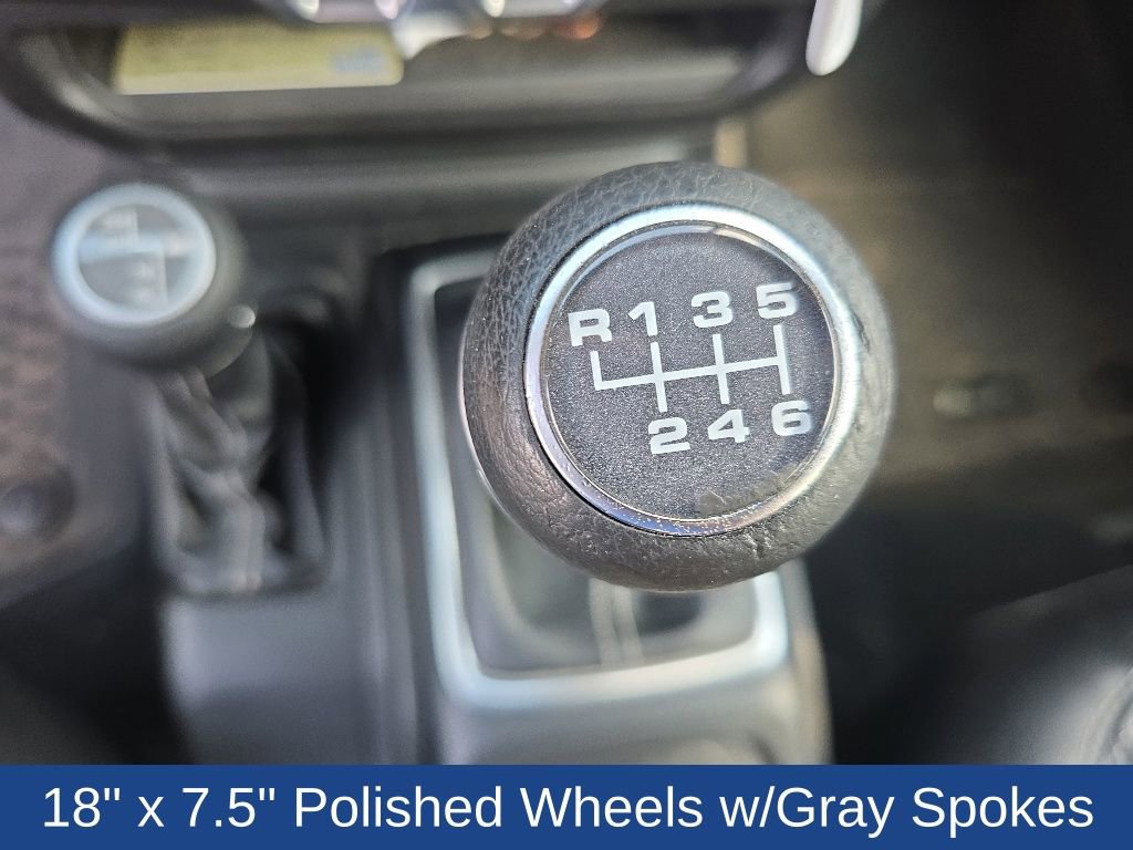 Used 2018 Jeep Wrangler Unlimited Sahara AWD/4WD image 15