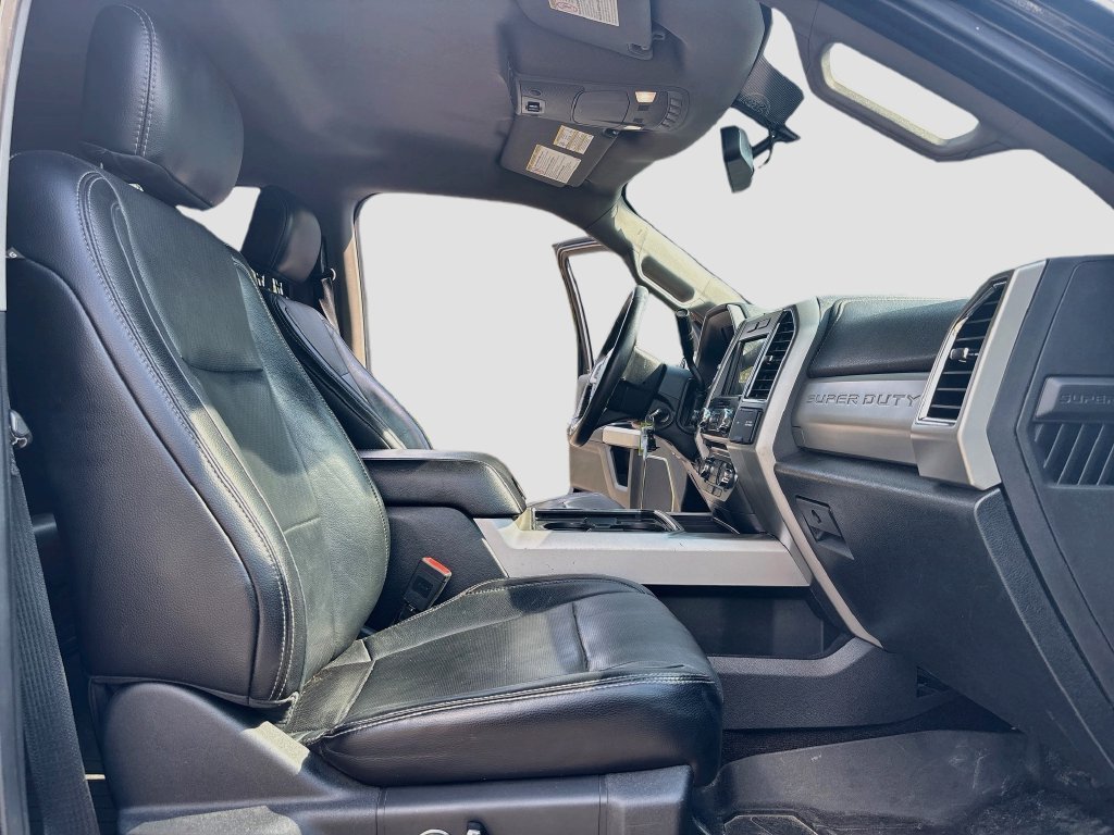 Used 2018 Ford F250 Lariat w/ Lariat Value Package AWD/4WD image 26