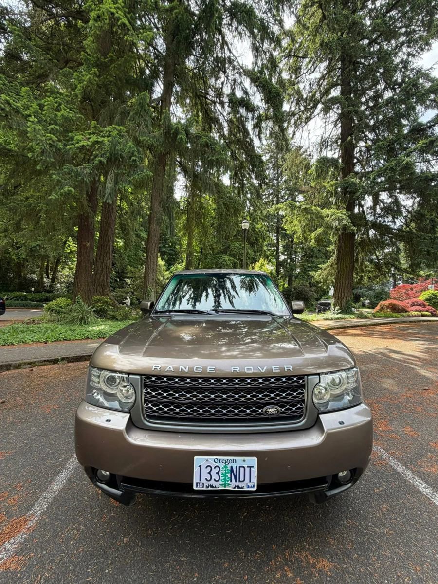 Used 2011 Land Rover Range Rover HSE LUX