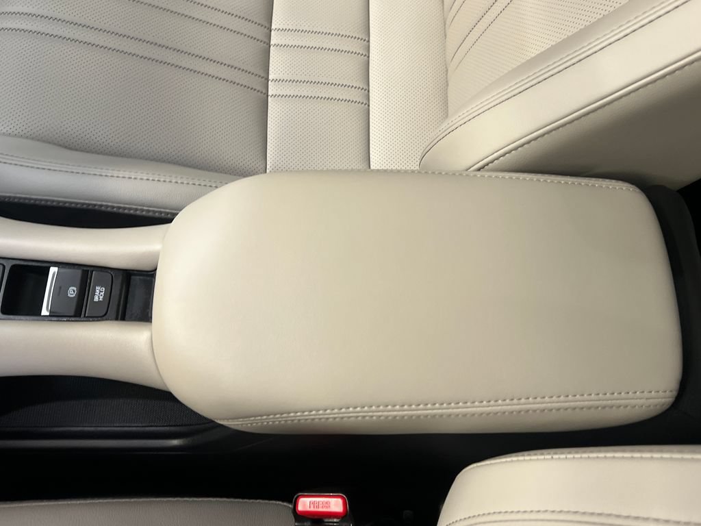 Used 2026 Honda HR-V EX-L image 27