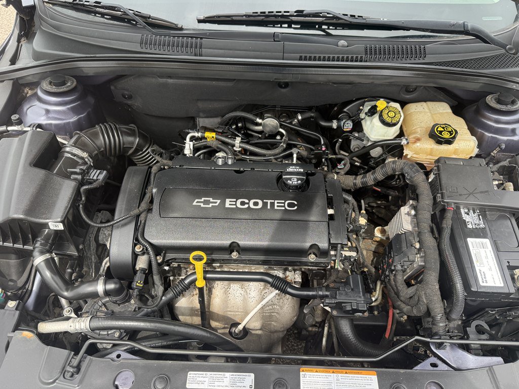 Used 2014 Chevrolet Cruze LS FWD image 22