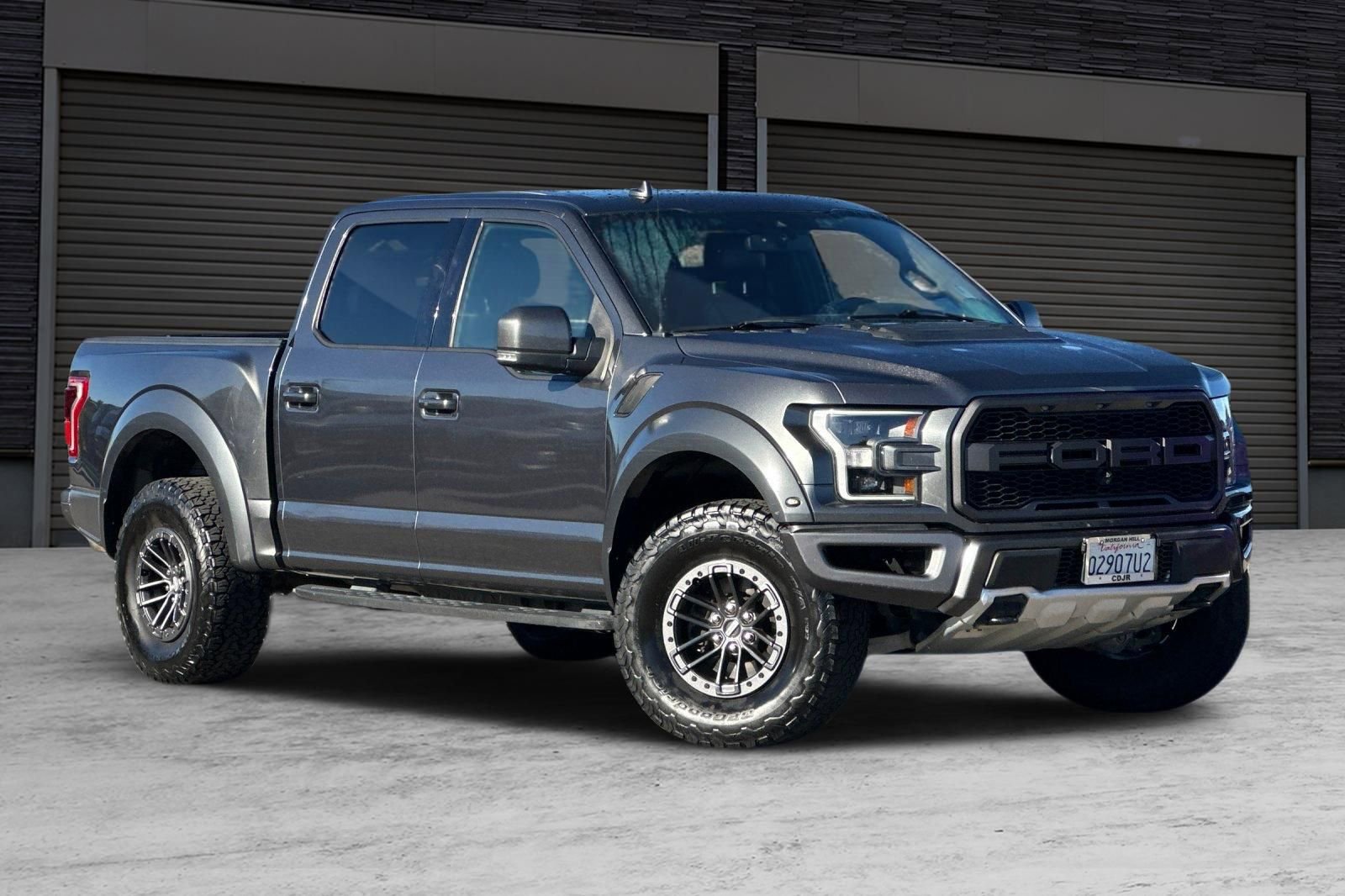 Used 2019 Ford F150 Raptor w/ Equipment Group 802A Luxury image 2