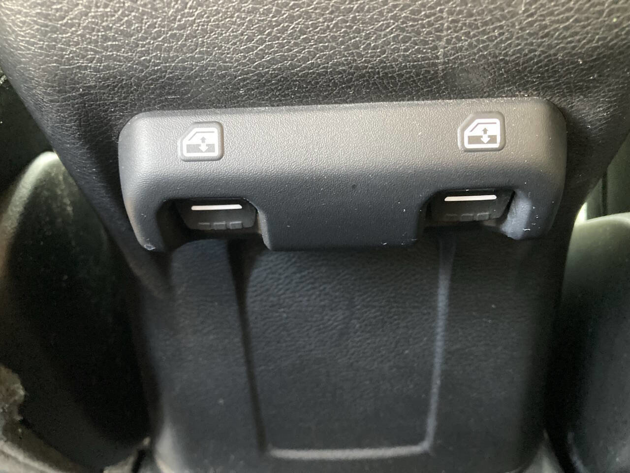 Used 2018 Jeep Wrangler Unlimited Sport S image 37