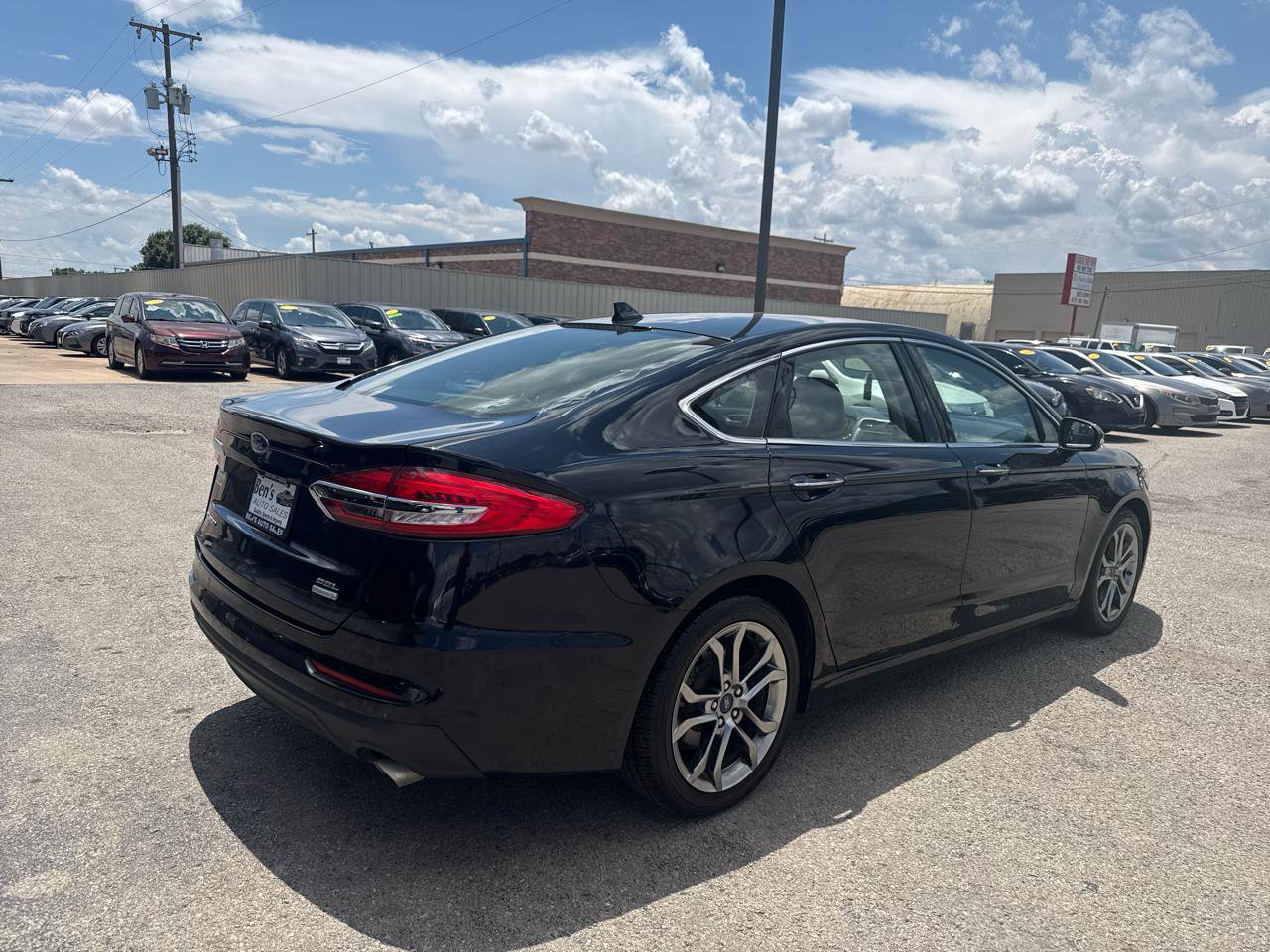 Used 2019 Ford Fusion SEL FWD image 6