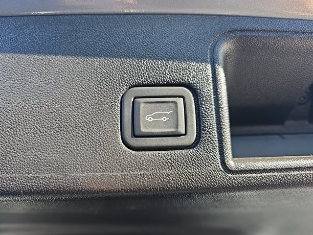 Used 2024 GMC Terrain AT4 w/ Tech Package image 13